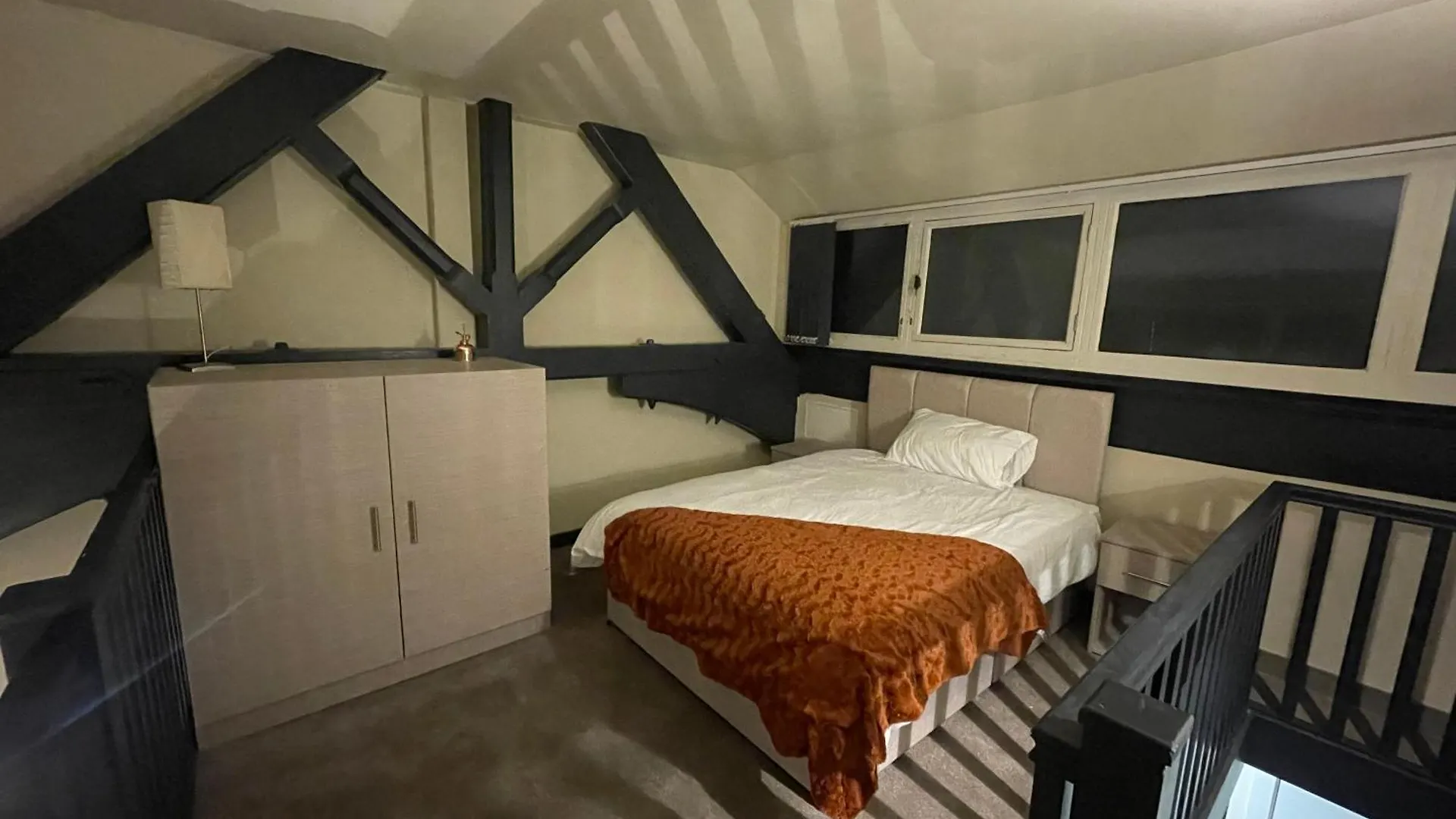 Headrow Apartments The Getaway Leeds